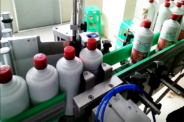 Premium Wine & Spirits Bottle Front, Back & Neck Optical Positioning Labeling