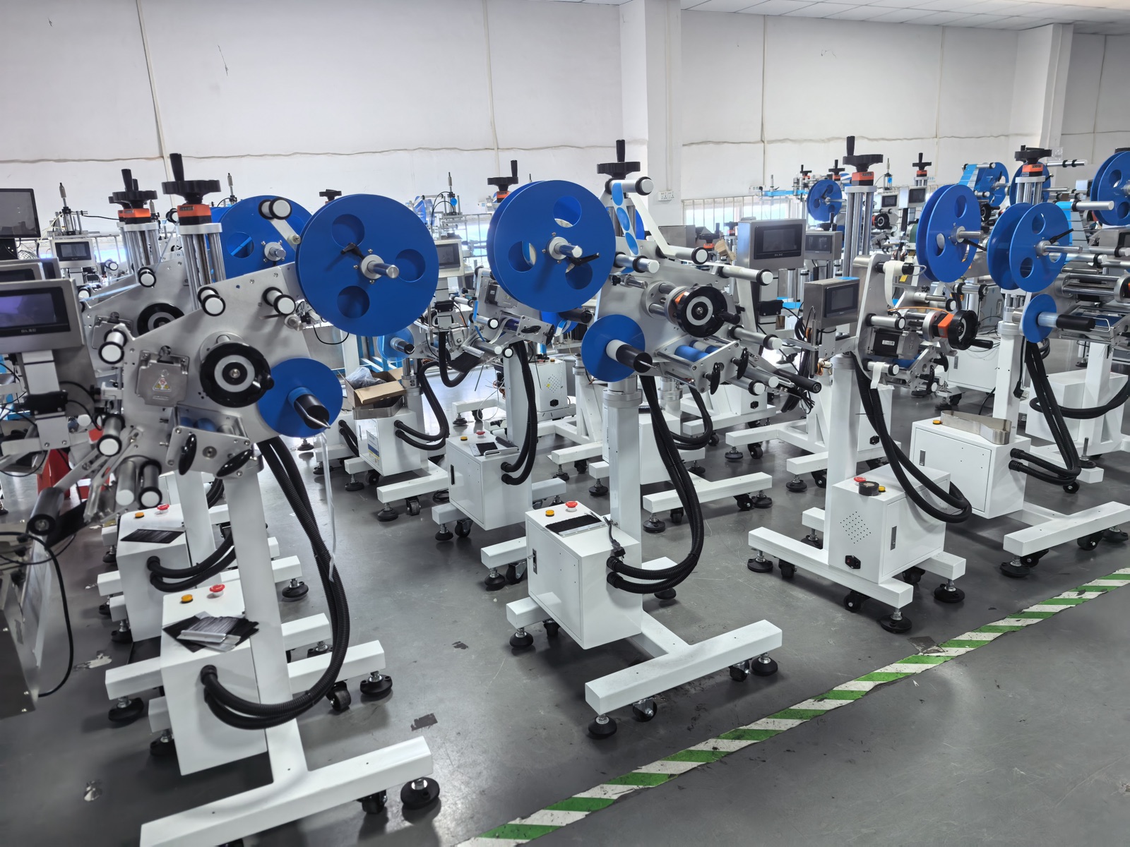 Batch Assembly of T511 / T512 Inline Conveyor Labeling Heads — View 07